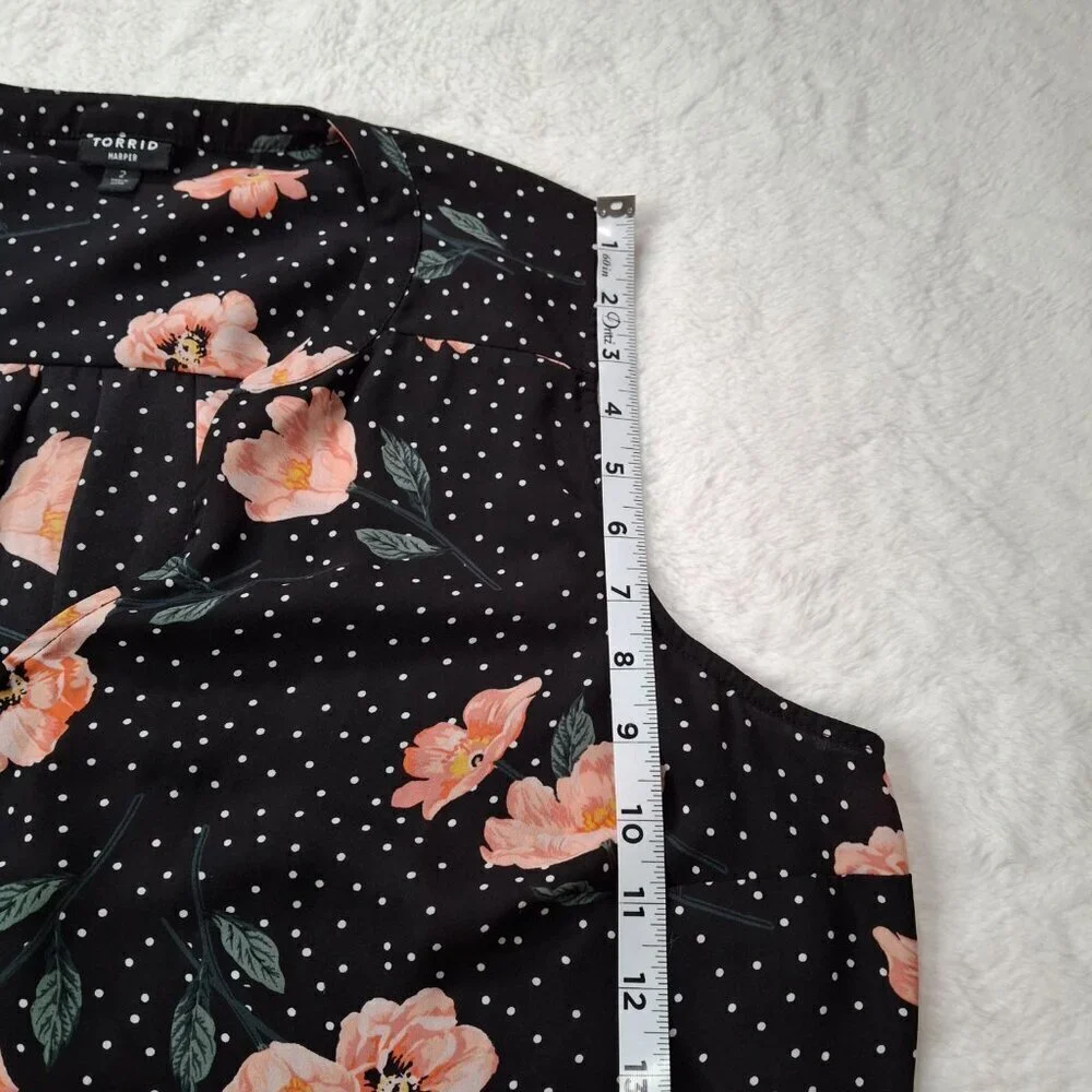 Torrid Harper Blouse Floral Polka Dot Sz 2 Crop Button Down Rockabilly Office